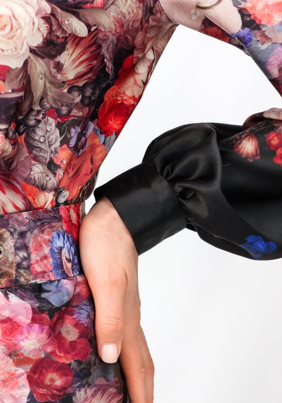 Платье с градиентным цветным рисунком шир.  580, рис. 17