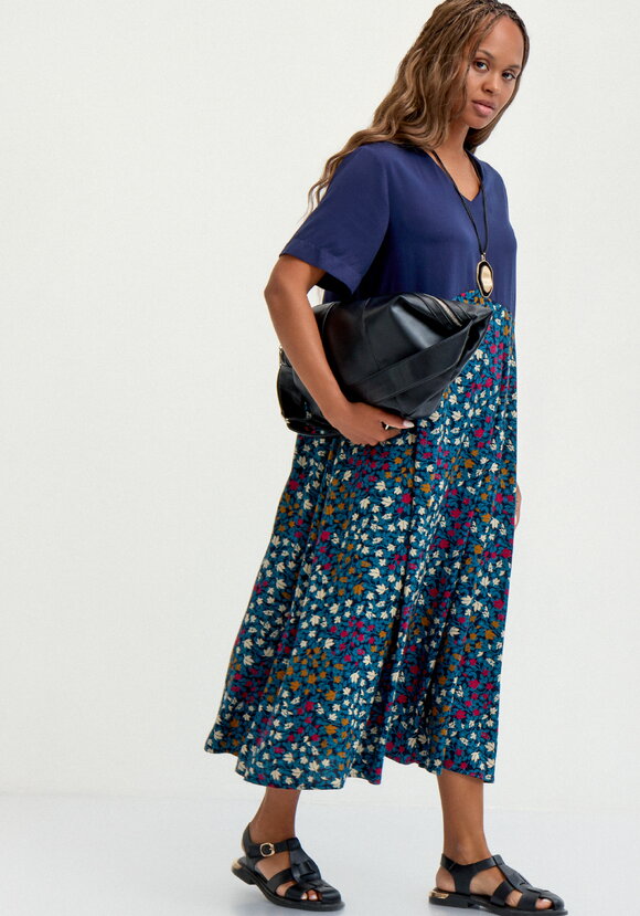 Платье  из комбинированной ткани с принтом шир.  580, рис. 16