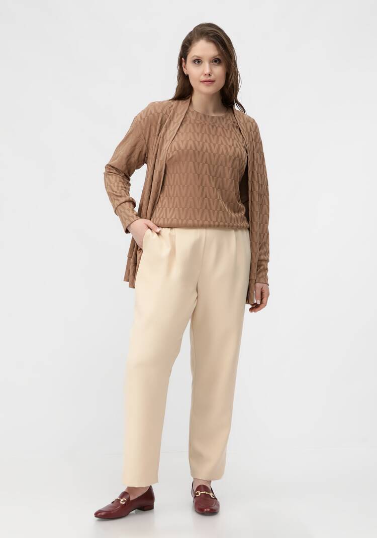 Брюки с карманами и резинкой на поясе шир.  750, рис. 12