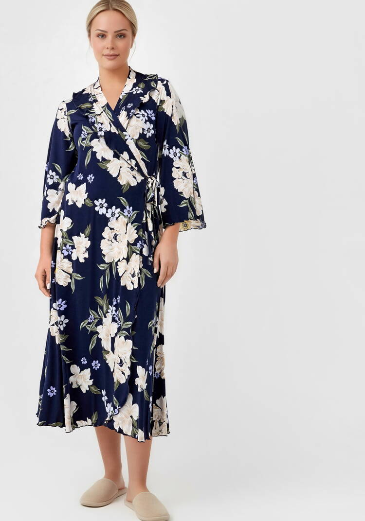 Халат на запах с цветами шир.  750, рис. 1