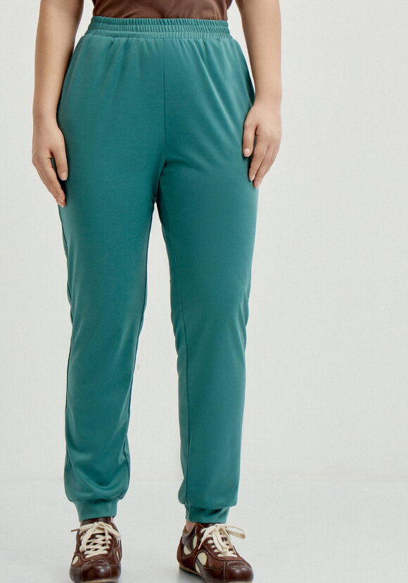 Брюки спортивные из трикотажа шир.  580, рис. 4