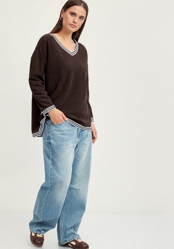 Джемпер с V-образным вырезом горловины шир.  580, рис. 2