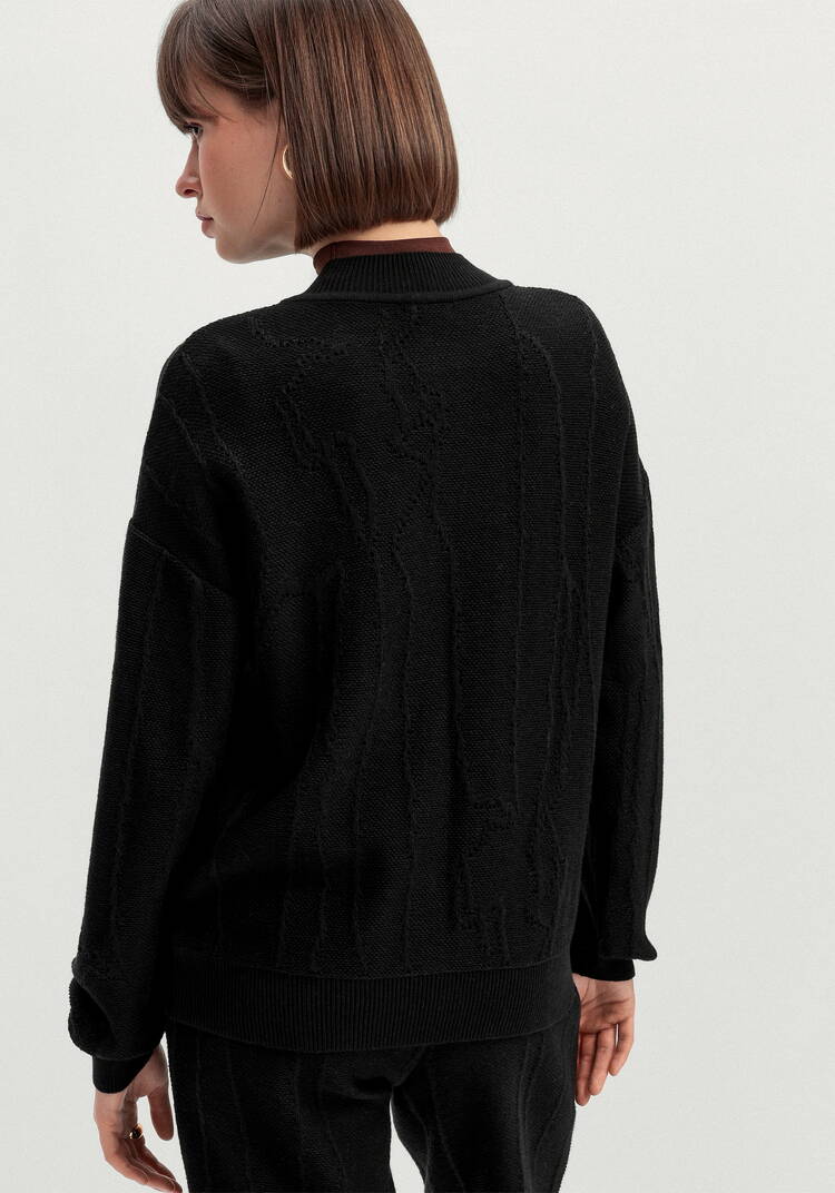 Бомбер с фактурным рисунком шир.  750, рис. 18