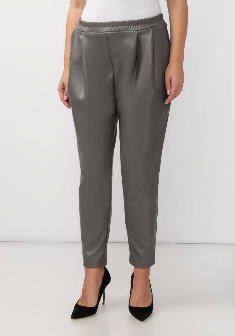 Брюки-бананы из экокожи шир.  750, рис. 10