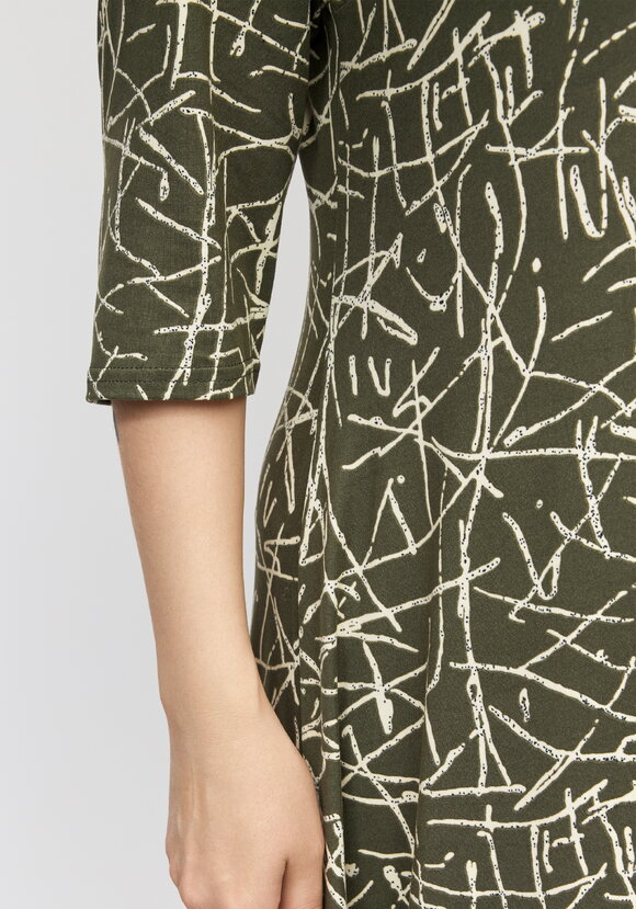 Платье Долорис шир.  580, рис. 18