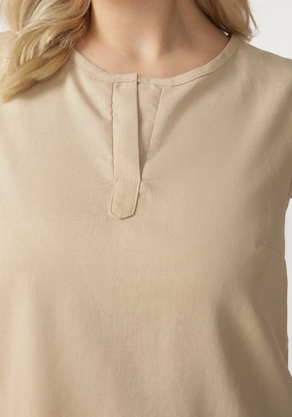 Блуза без рукавов с круглым вырезом шир.  580, рис. 17