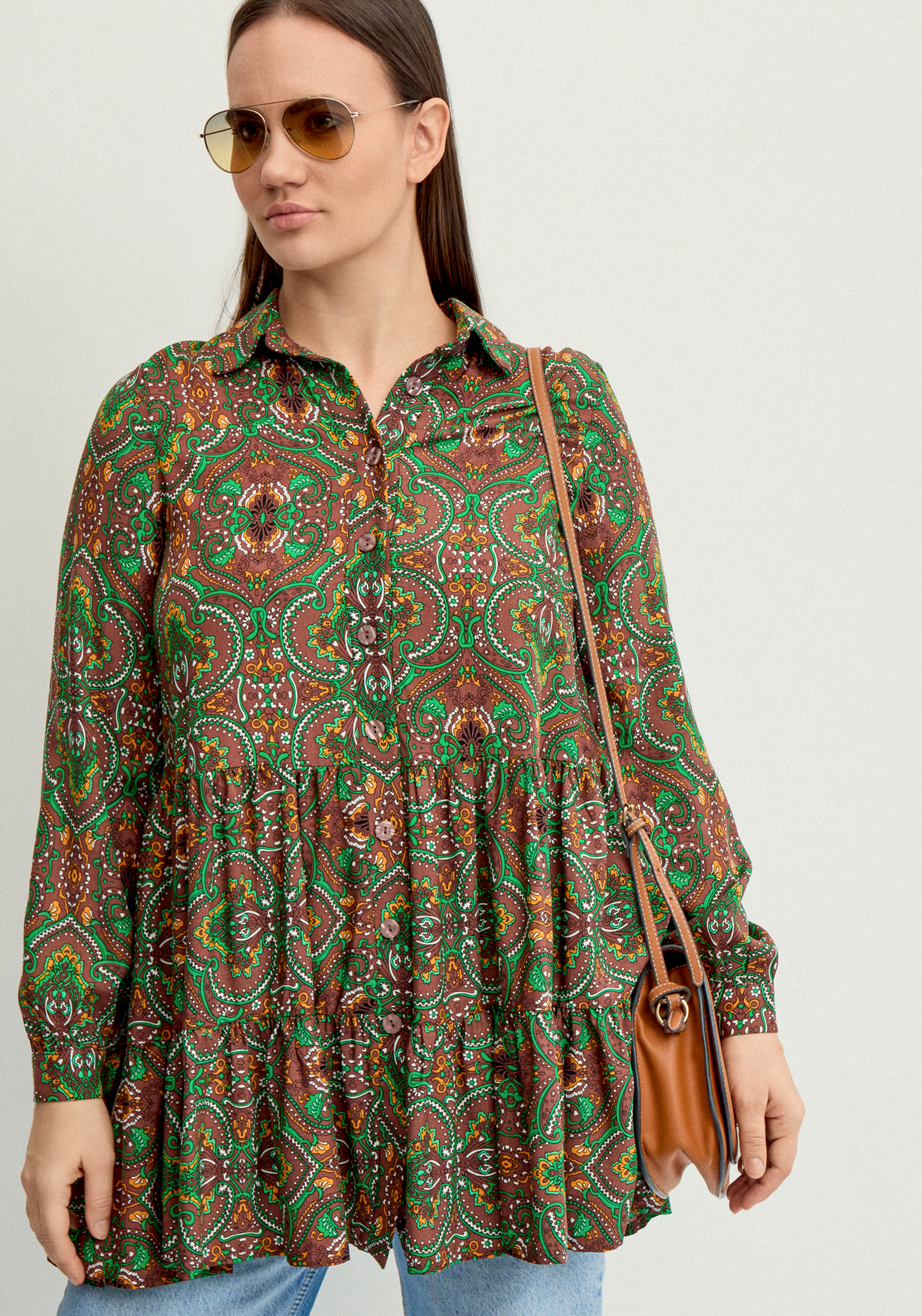 Блуза А-силуэта с ярусами