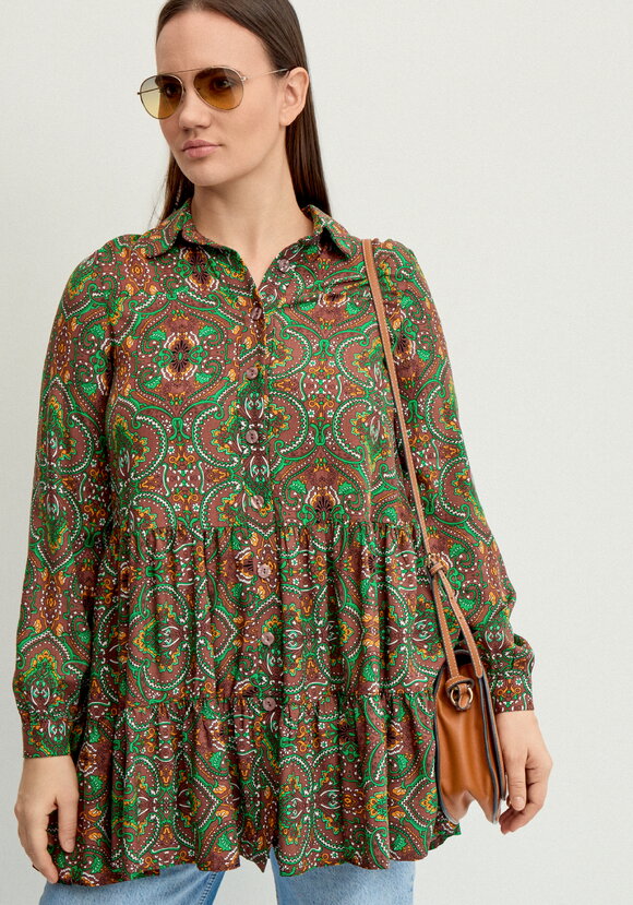 Блуза А-силуэта с ярусами шир.  580, рис. 23