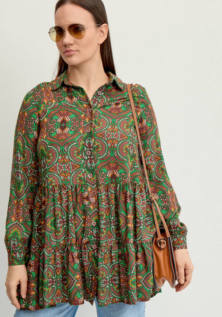 Блуза А-силуэта с ярусами шир.  750, рис. 23