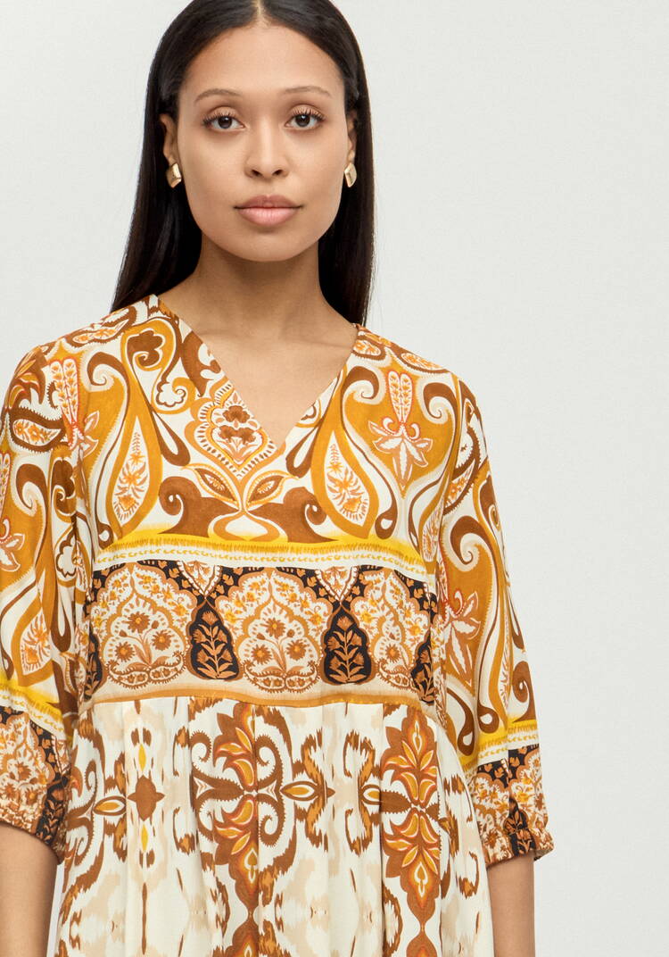 Платье с принтом свoбодного кроя шир.  750, рис. 21