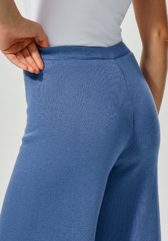 Брюки свободного кроя полной длины шир.  580, рис. 11