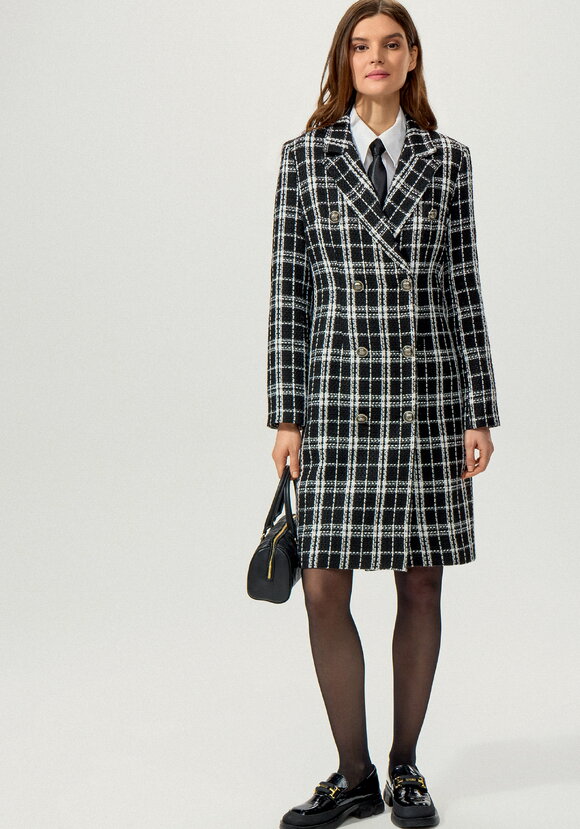 Платье двубортное из твида шир.  580, рис. 10