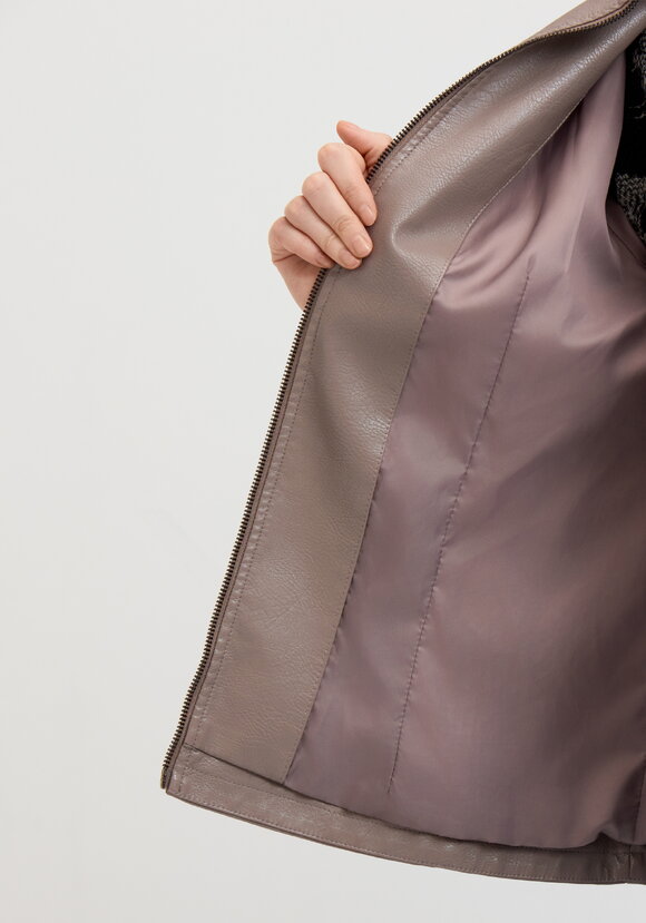 Куртка Лорена шир.  580, рис. 7