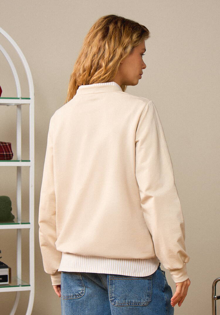 Свитшот с анималистичным принтом на груди шир.  750, рис. 11