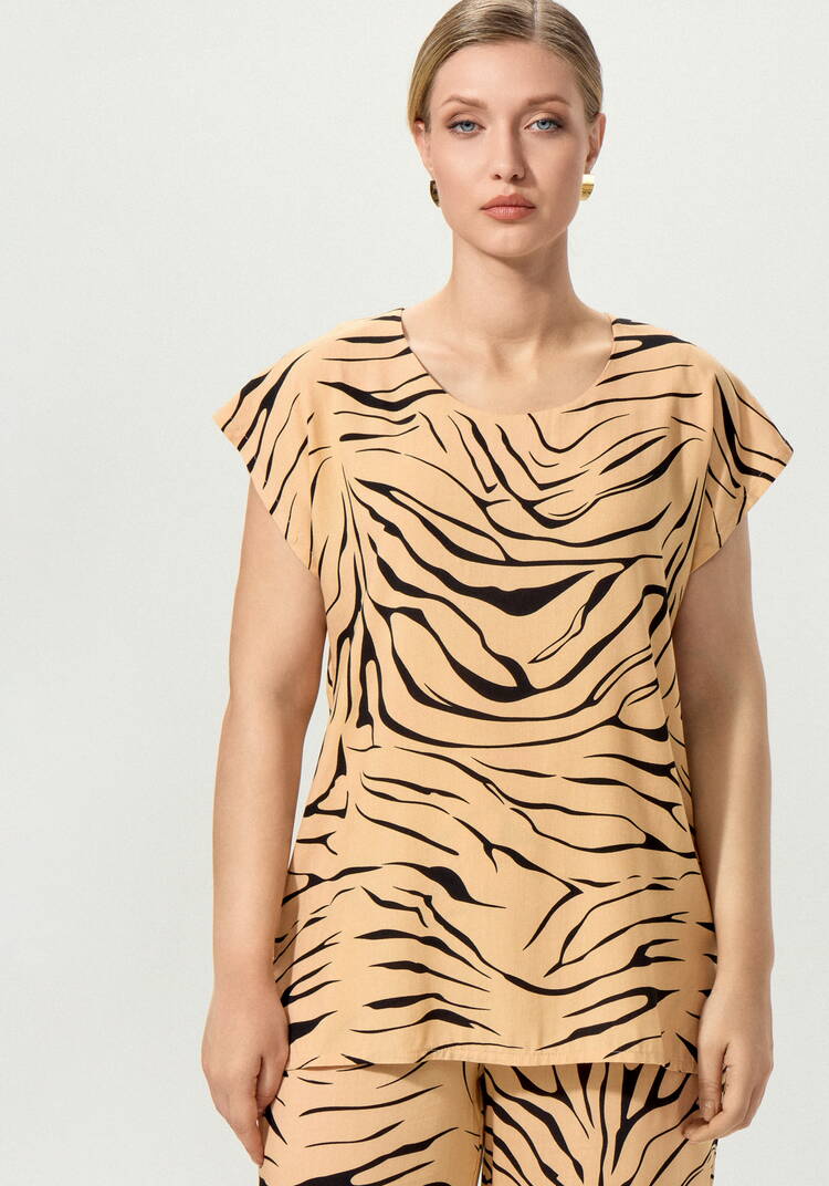 Блуза свободная с полосатым принтом шир.  750, рис. 12