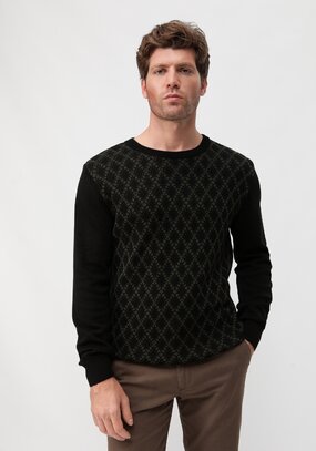 Джемпер в ромб с длинным рукавом