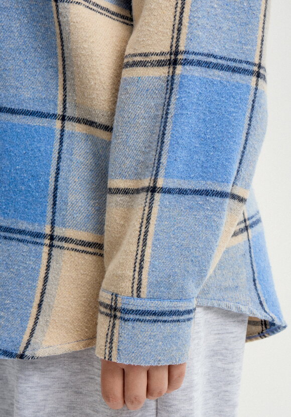 Рубашка в клетку с накладным карманом шир.  580, рис. 38