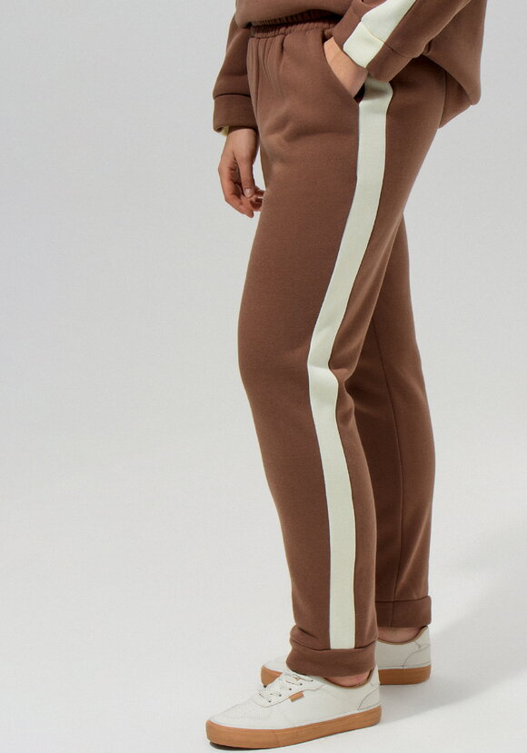 Костюм спортивный с комбинированной вставкой шир.  580, рис. 10