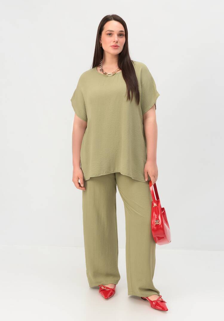 Блуза базовая со спущенной линией плеча шир.  750, рис. 40