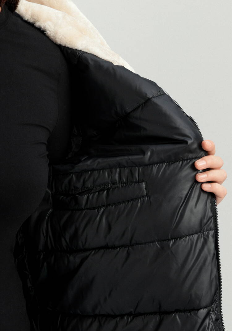 Куртка с меховым капюшоном на молнии шир.  750, рис. 26