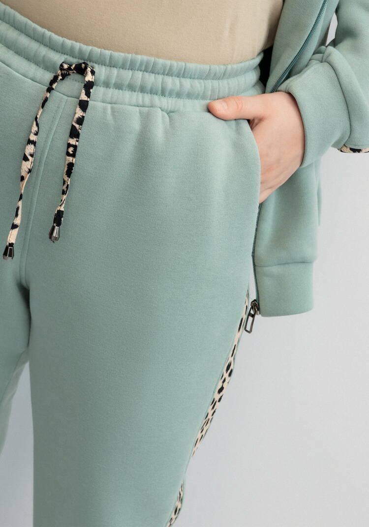 Брюки с леопардовыми лампасами шир.  750, рис. 41