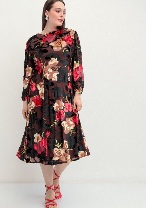 Платье с декором и цветочным принтом шир.  580, рис. 1