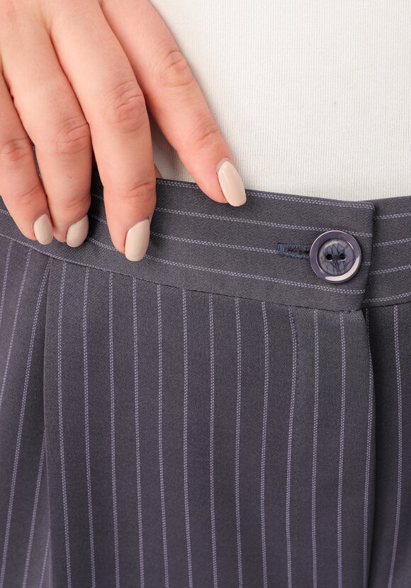 Брюки прямого кроя в полоску шир.  580, рис. 41