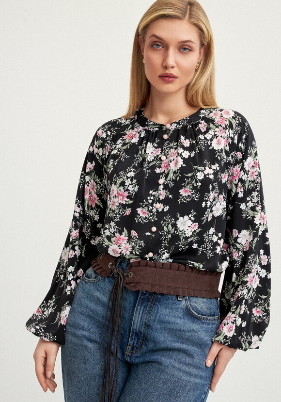 Блуза с цветочным принтом на пугoвицах шир.  580, рис. 9