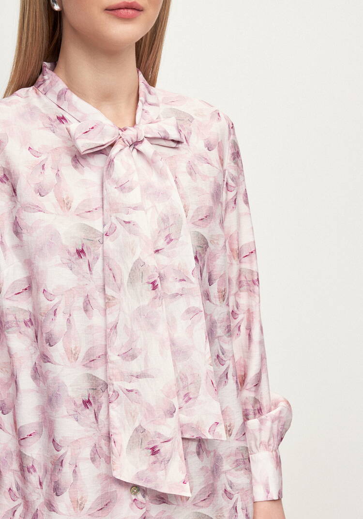 Блуза с бантом по вороту Эмма шир.  750, рис. 13