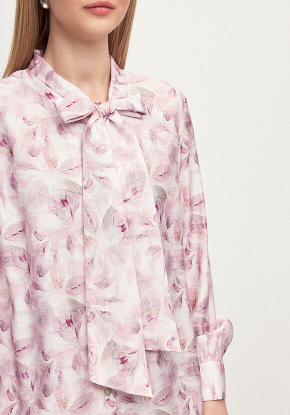 Блуза с бантом по вороту Эмма шир.  580, рис. 13