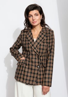 Пиджак с английским воротником на подкладке