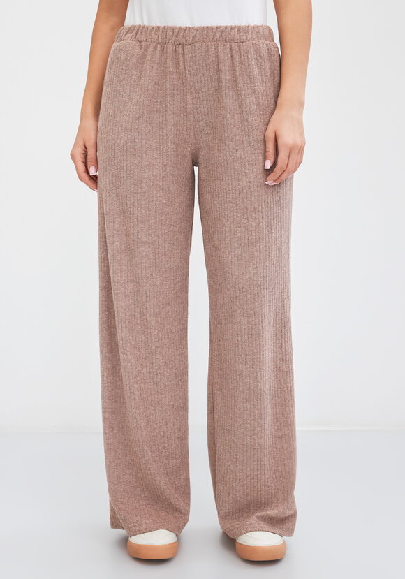 Костюм София шир.  580, рис. 12