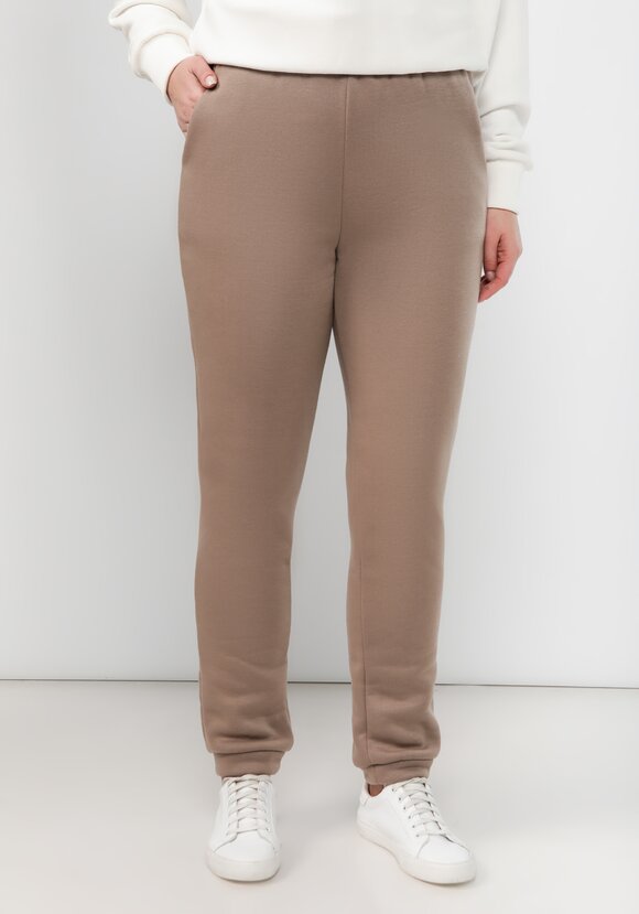 Брюки прямые утепленные на резинке шир.  580, рис. 11