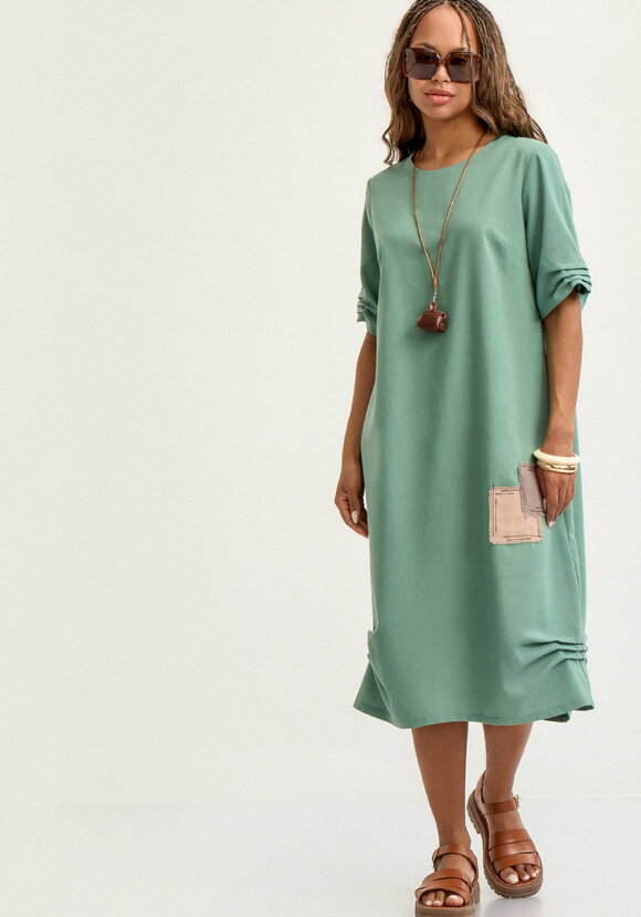 Платье изо льна свободного кроя шир.  580, рис. 1