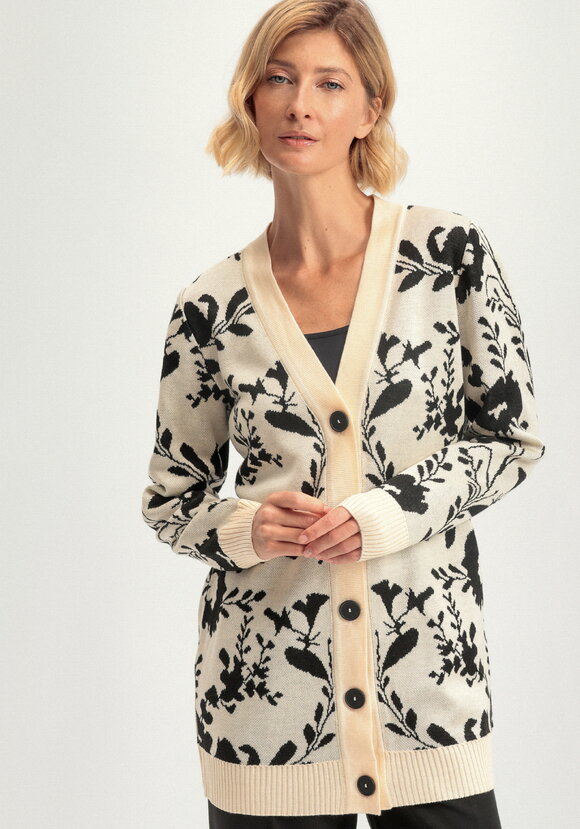 Кардиган с цветочным рисунком шир.  580, рис. 7