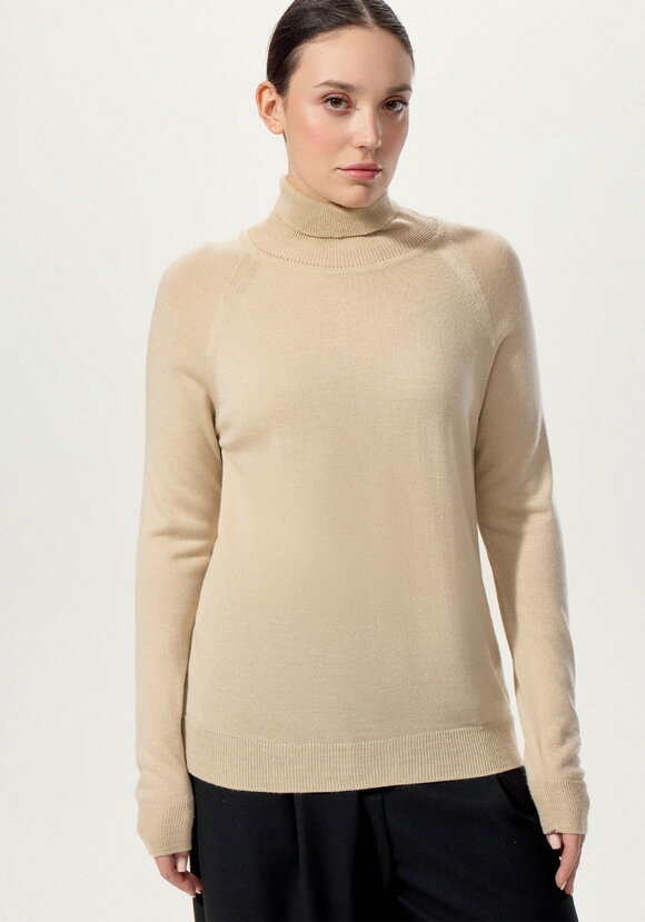 Джемпер с высоким воротником шир.  580, рис. 4