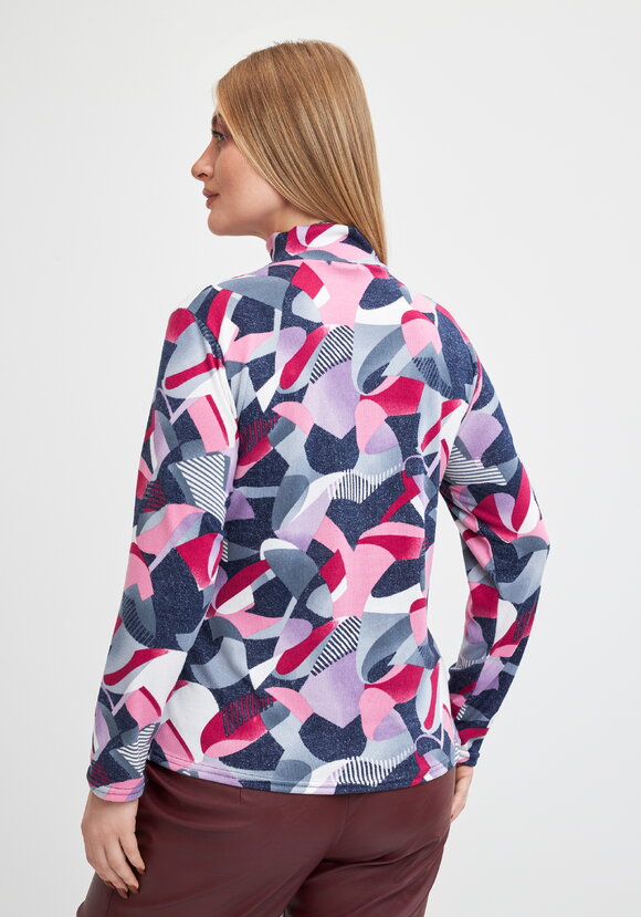 Джемпер-водолазка с абстрактным принтом шир.  580, рис. 9