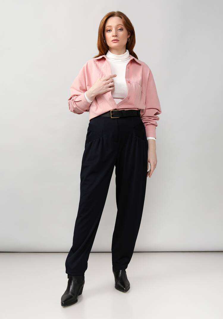 Брюки женские со сборкой на карманах шир.  750, рис. 16