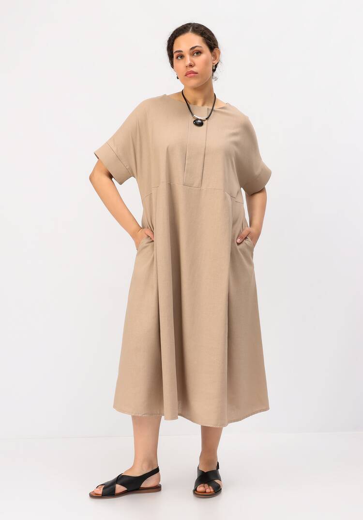 Платье свободного кроя с мягкими складками шир.  750, рис. 8