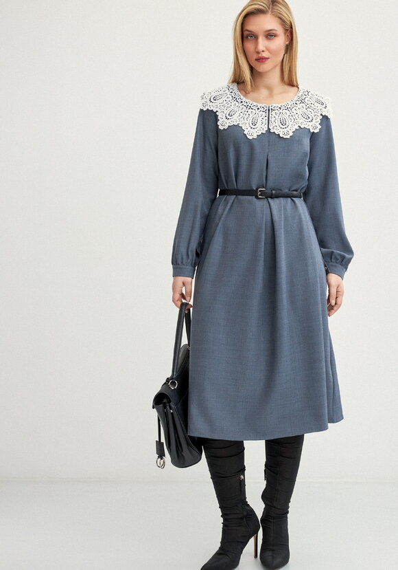 Платье свободного кроя с кружевным воротником шир.  580, рис. 10