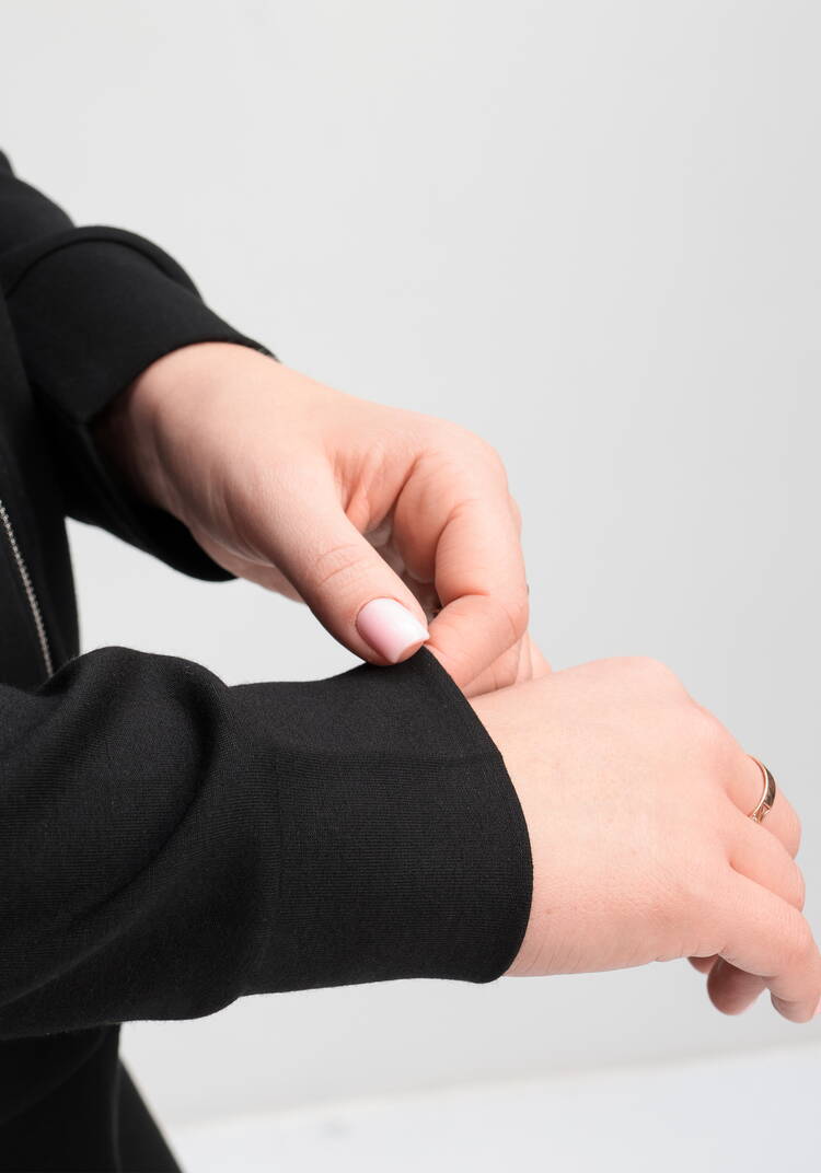 Костюм со стразами (бомбер и брюки) шир.  750, рис. 7