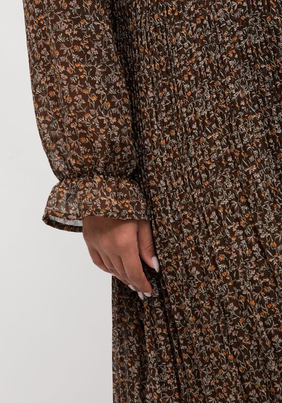 Платье Асие шир.  580, рис. 6