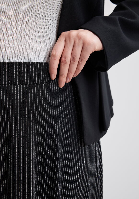 Юбка полусолнце с люрексом шир.  580, рис. 10