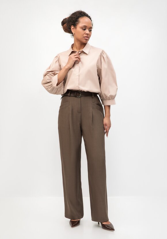 Брюки из натуральной смесовой ткани шир.  580, рис. 15