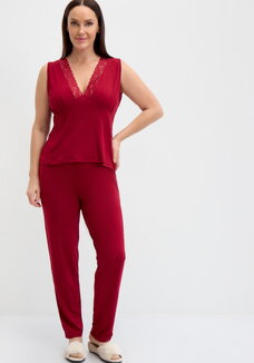 Пижама с кружевом