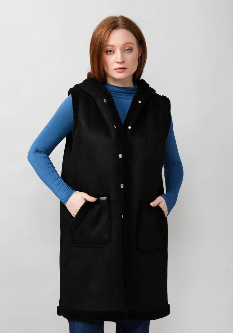 Жилет из экомеха с капюшоном шир.  750, рис. 19