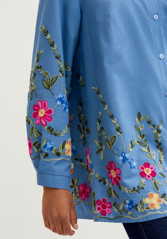 Рубашка с цветочной вышивкой шир.  580, рис. 13