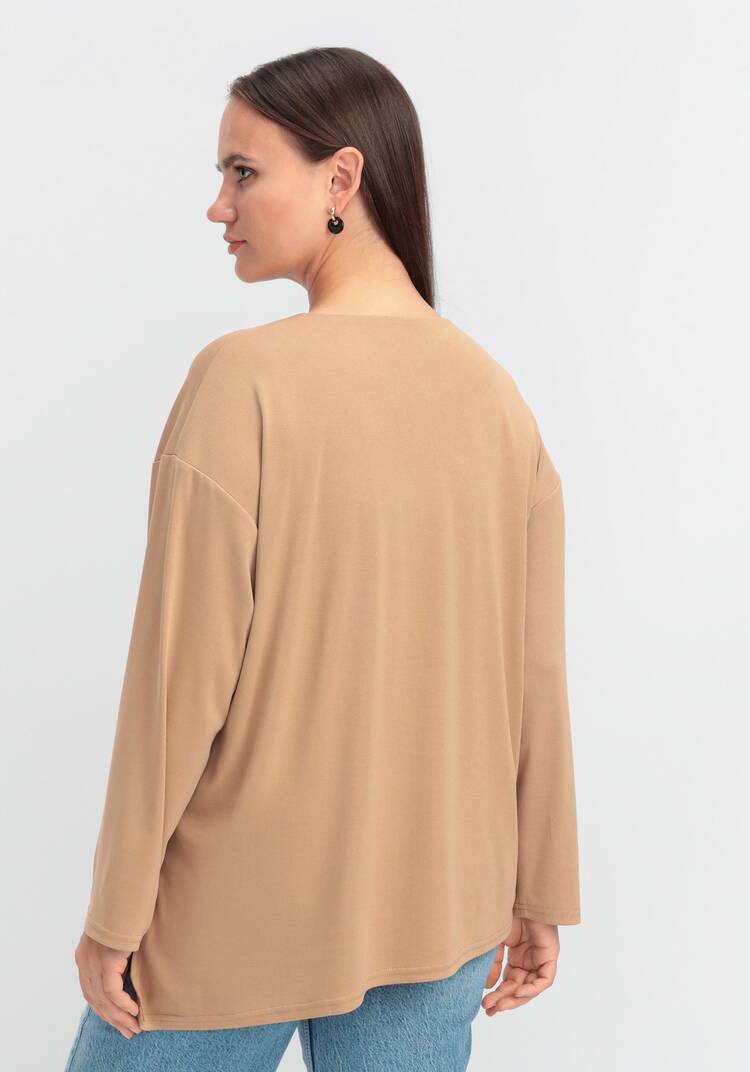 Лонгслив с асимметричным низом шир.  750, рис. 28