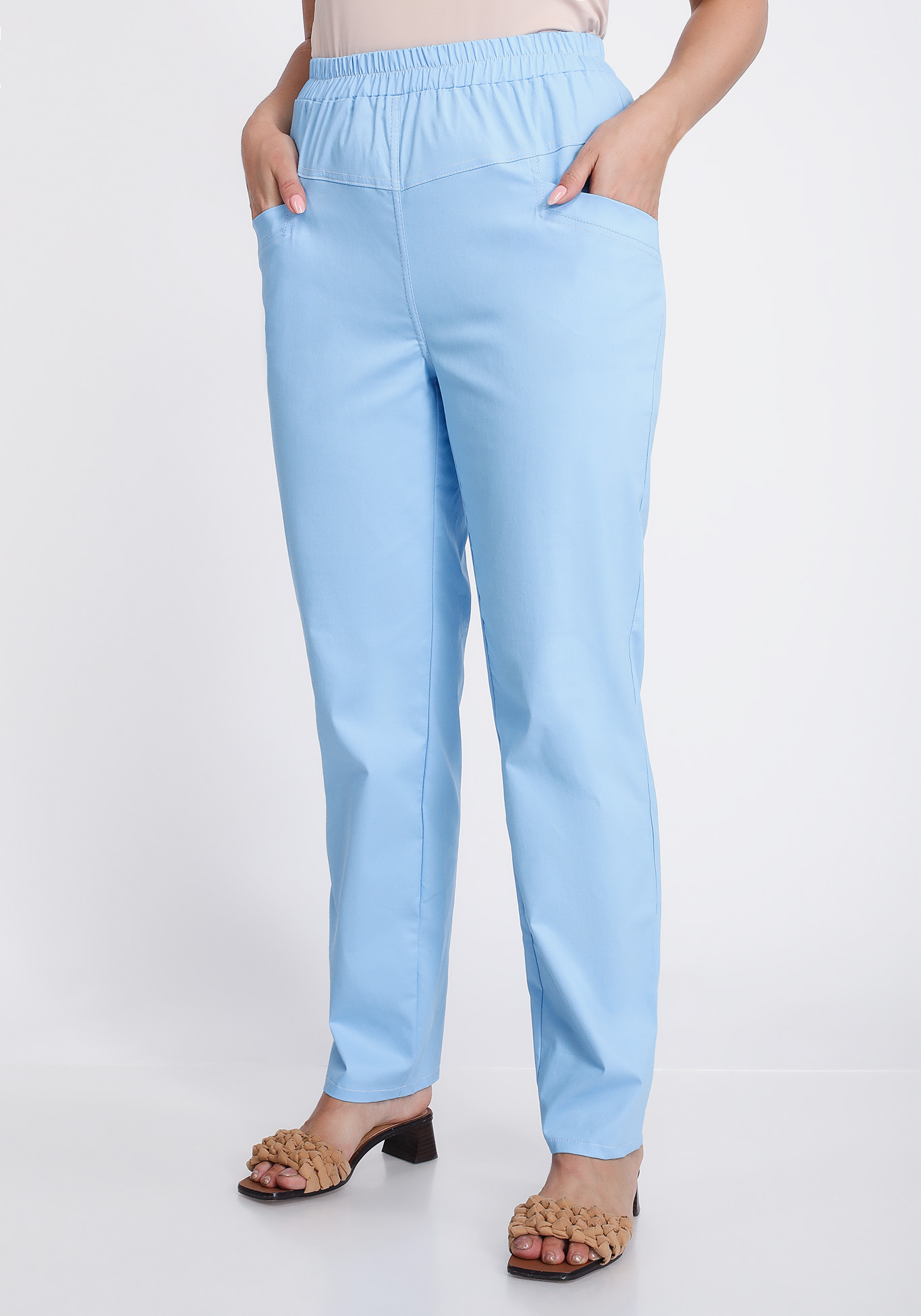 Брюки полуприлегающего силуэта