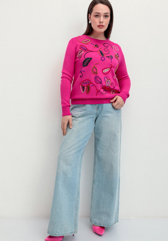 Джемпер с яркой абстрактной вышивкой шир.  580, рис. 9